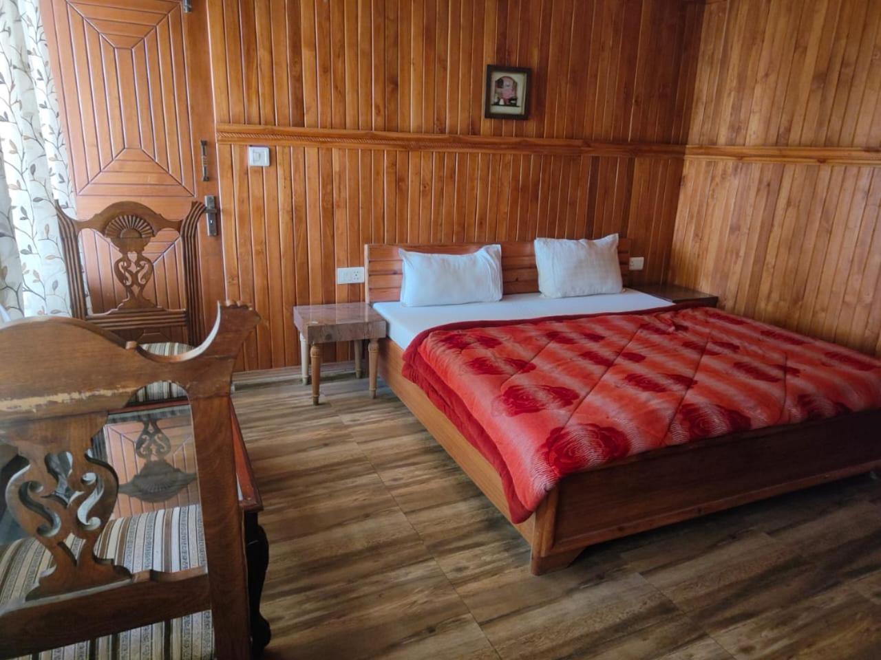 Royal Dutch Resorts And Doll Museum Mukteshwar Exterior photo